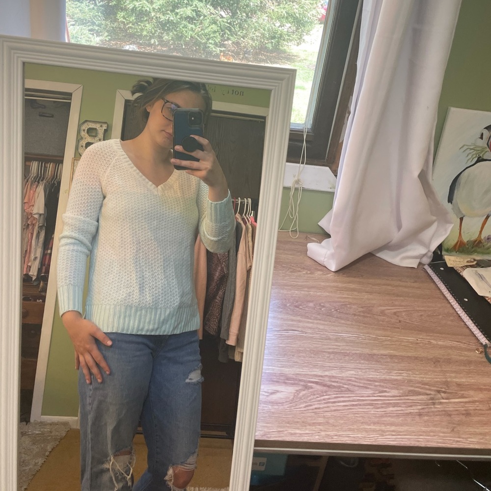Sweater - Picture 2 of 5